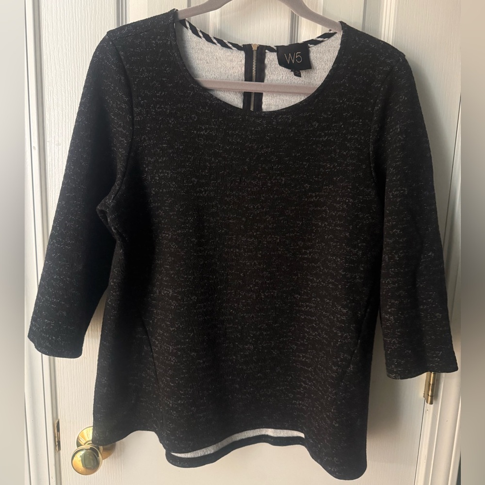 W5 Black and White Knit Top